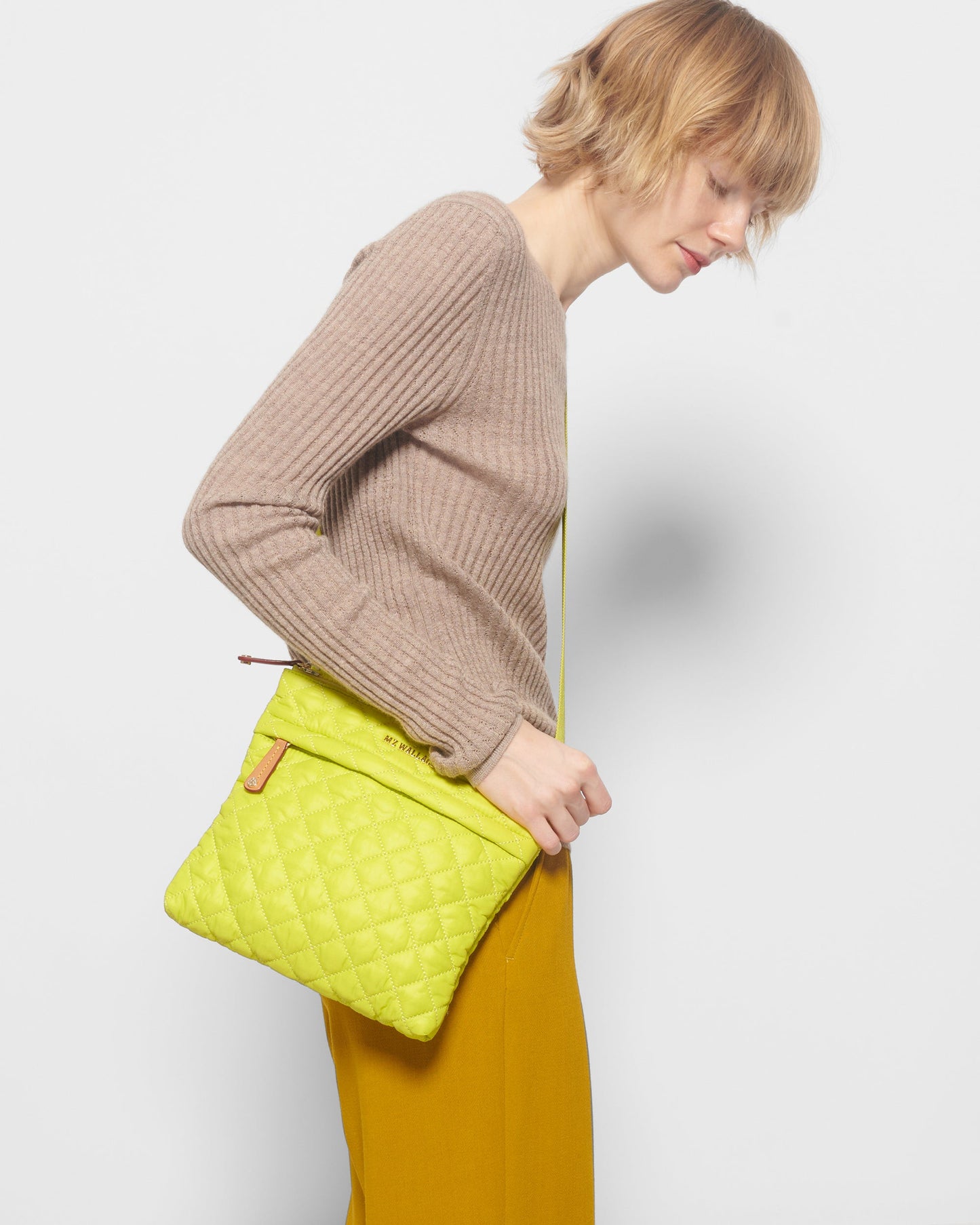 Metro Flat Crossbody Acid Yellow Rec