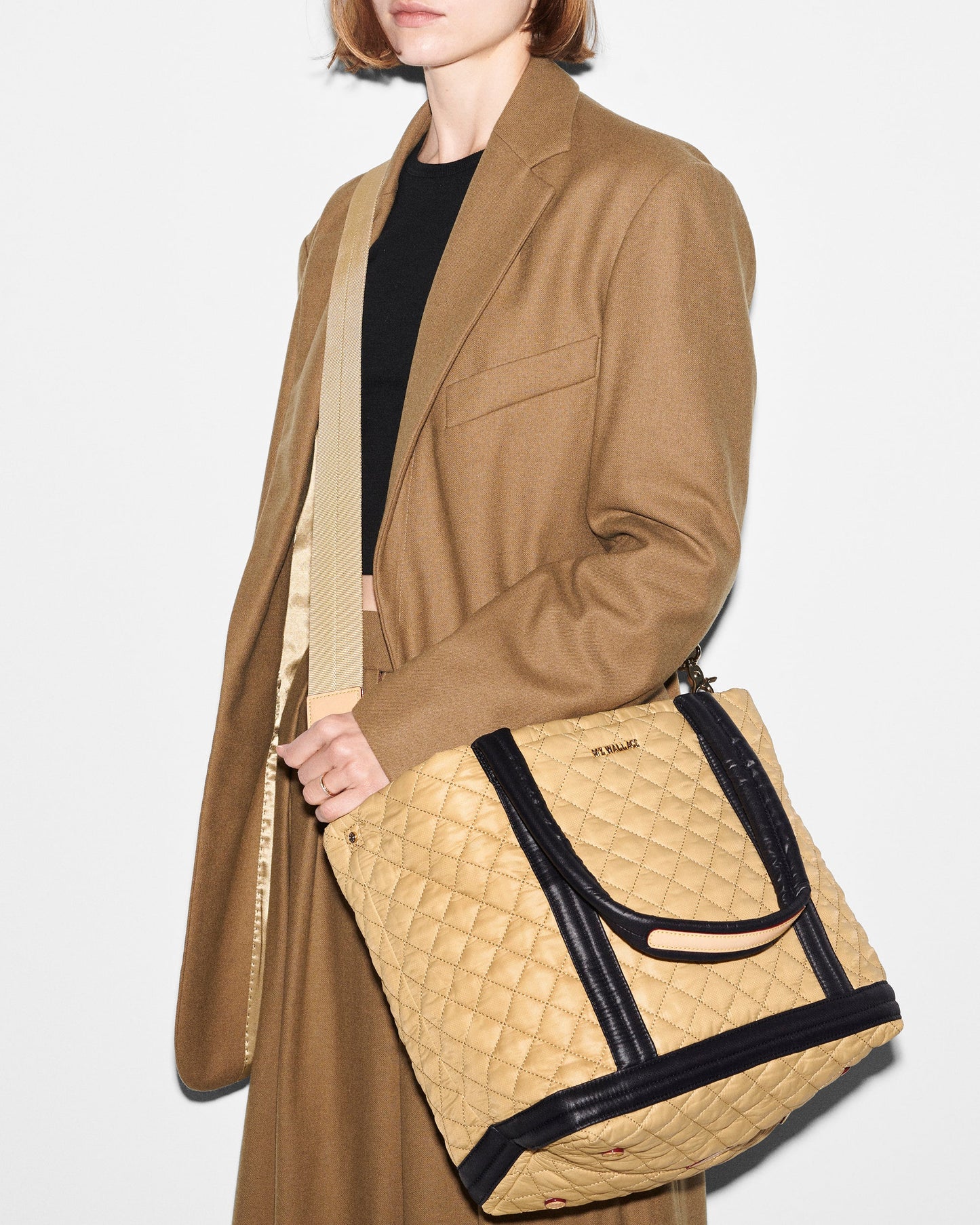 Medium Empire Tote Camel & Black