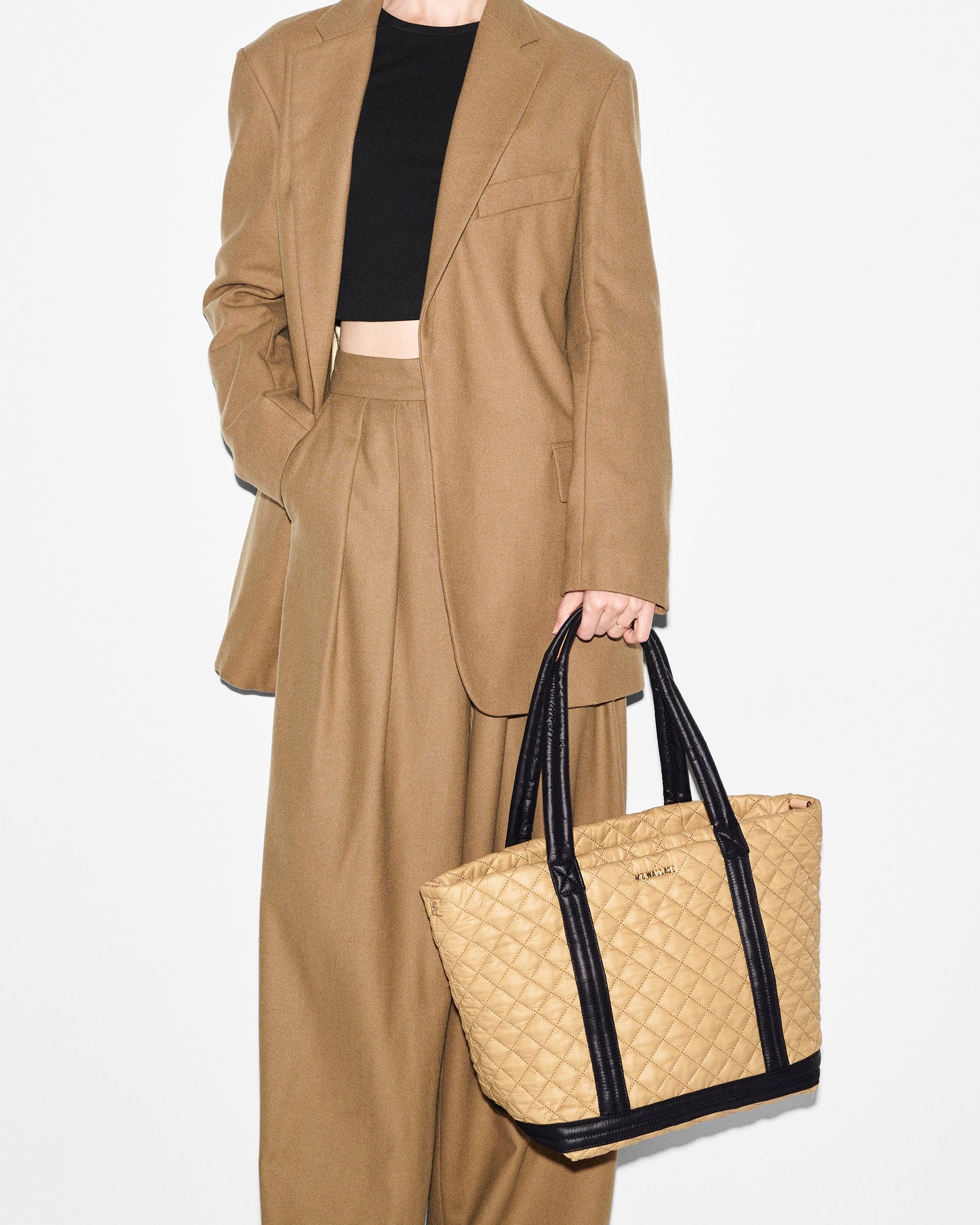 Medium Empire Tote Camel & Black