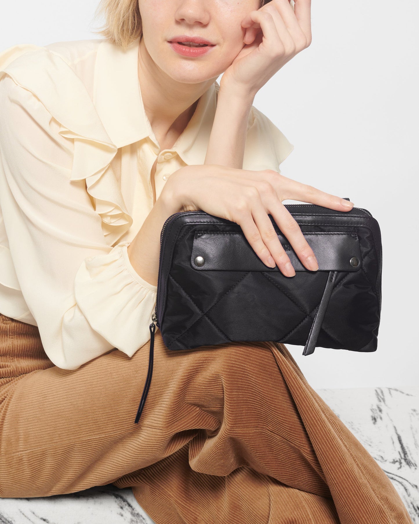 Madison Clutch Crossbody Black Rec