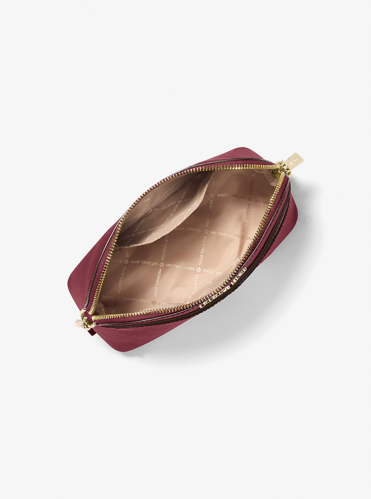 Jet Set Travel Medium Dome Crossbody Bag