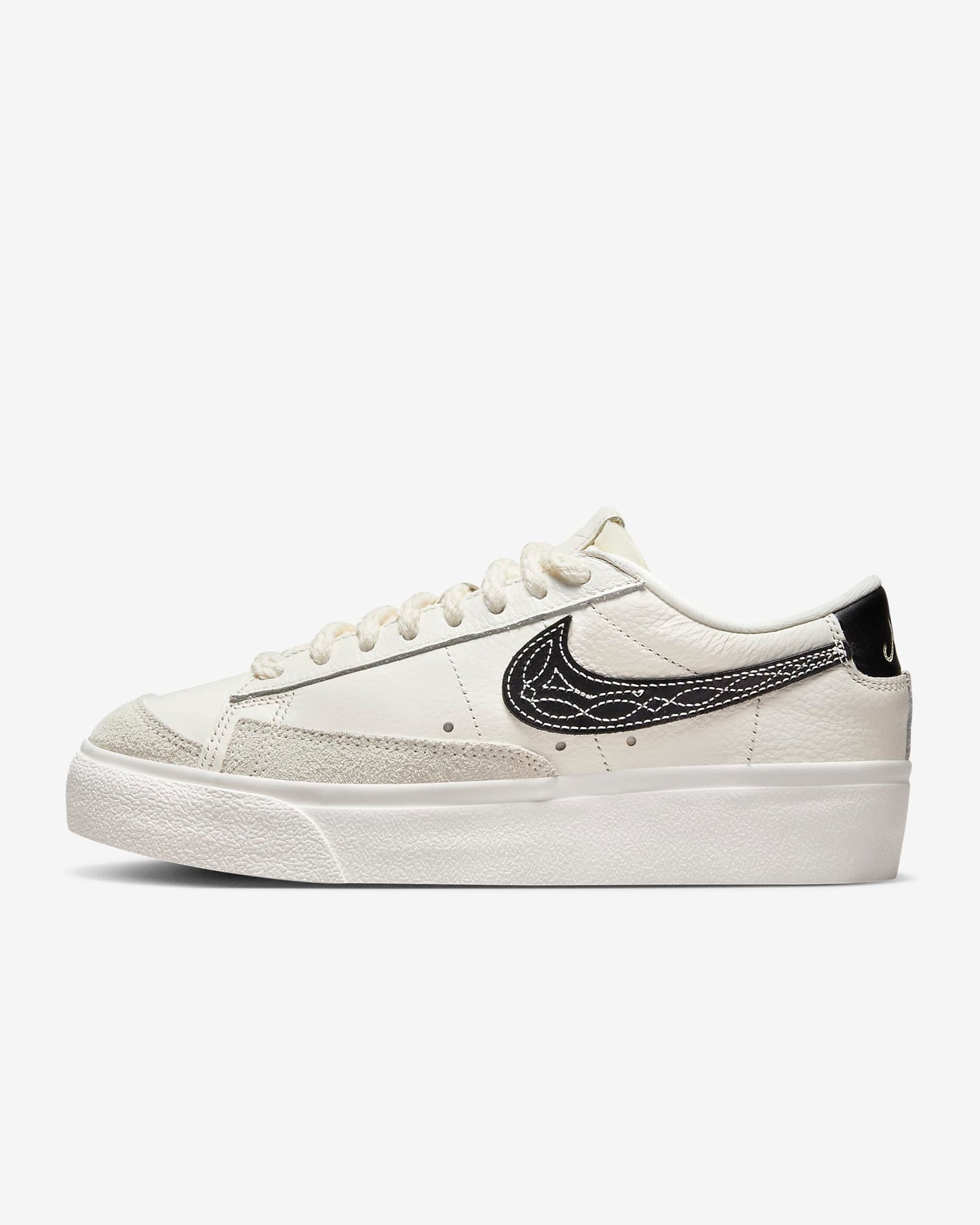 Nike Blazer Low Platform