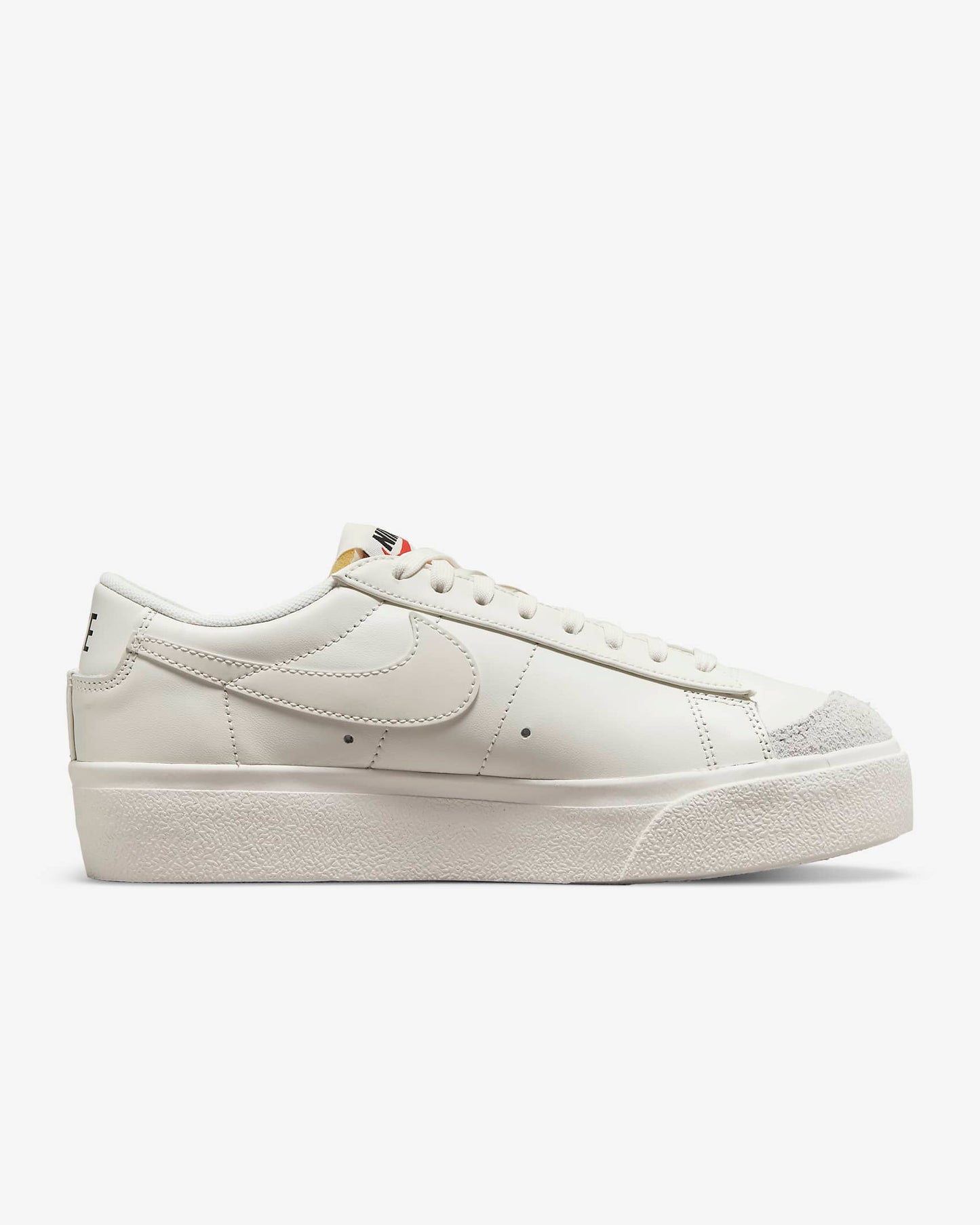 Nike Blazer Low Platform