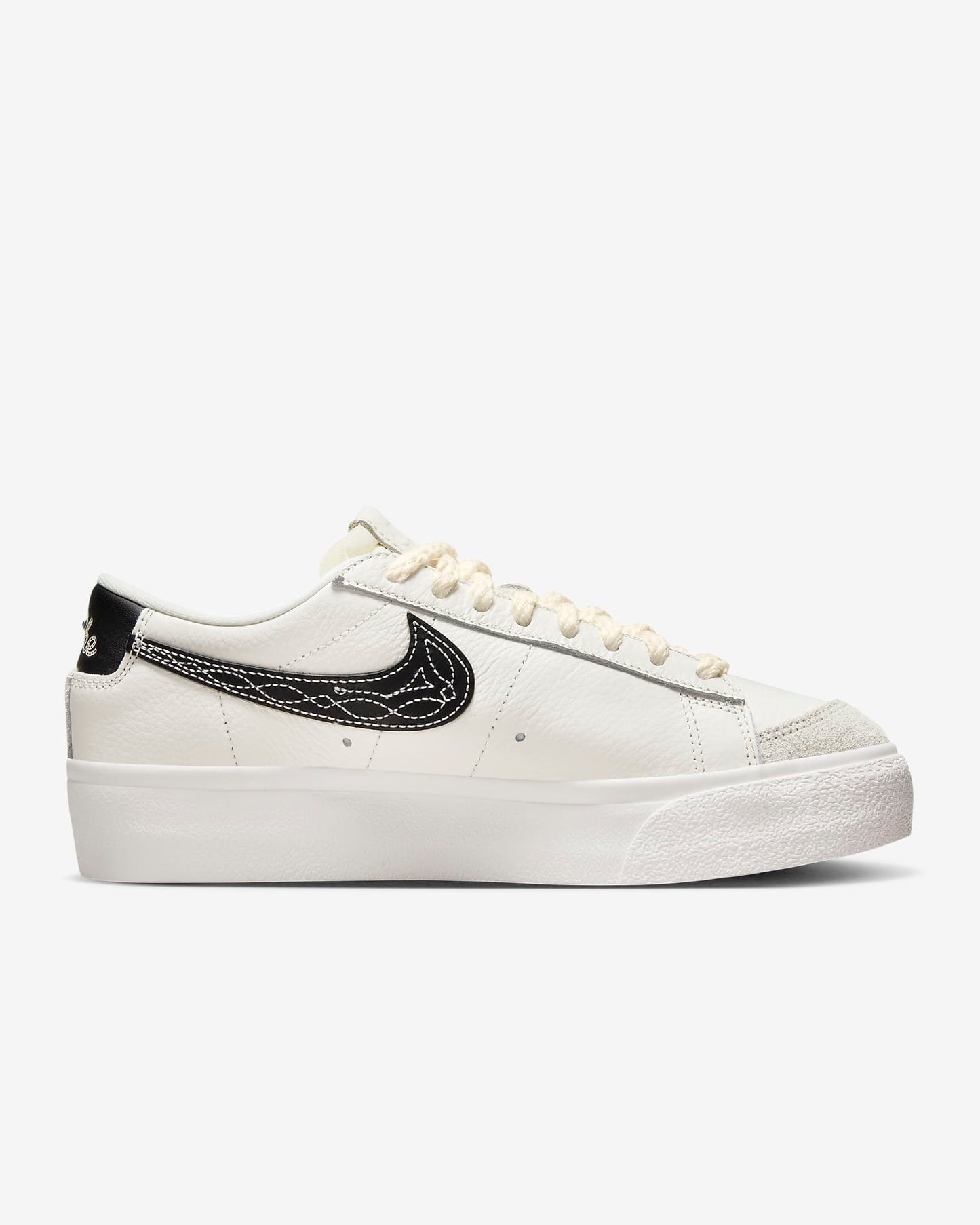 Nike Blazer Low Platform