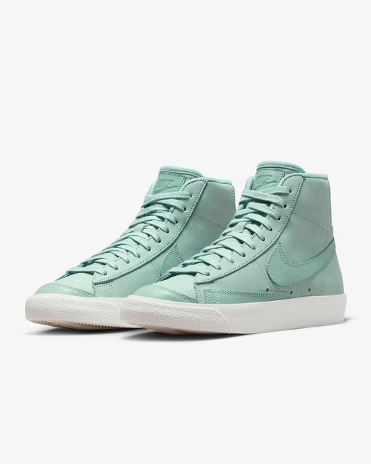 Nike Blazer Mid Premium